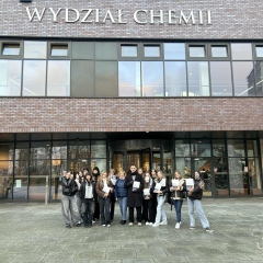 28_ee145499-ca84-421c-808a-3f5009ddef90